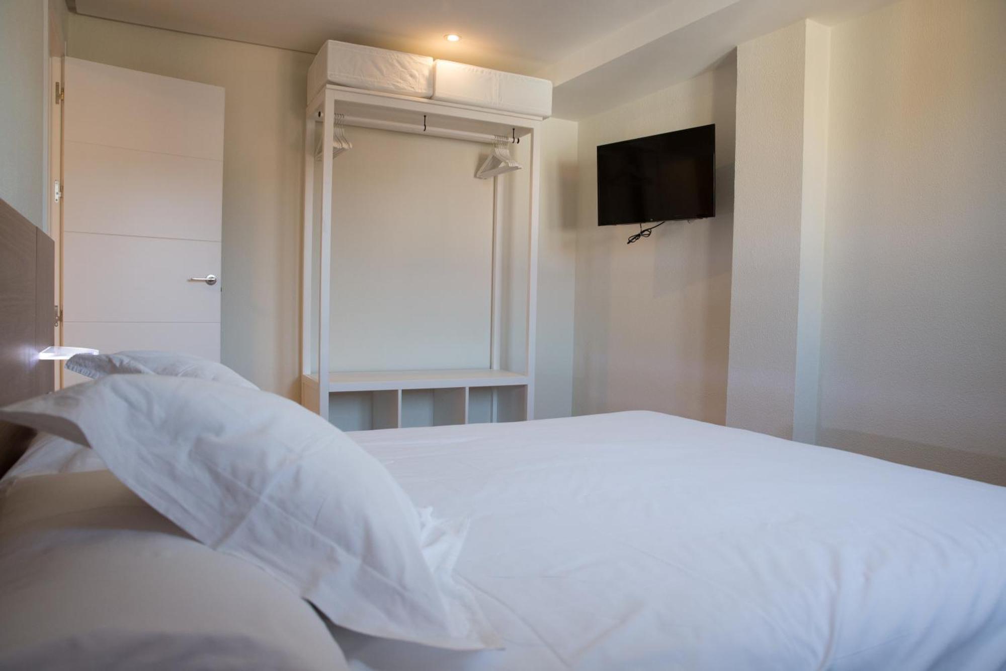 Hotel Mogay Chantada Extérieur photo