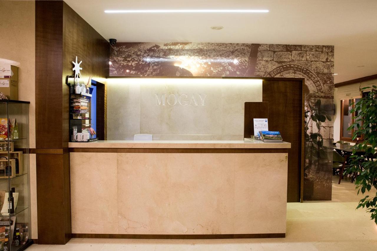 Hotel Mogay Chantada Extérieur photo
